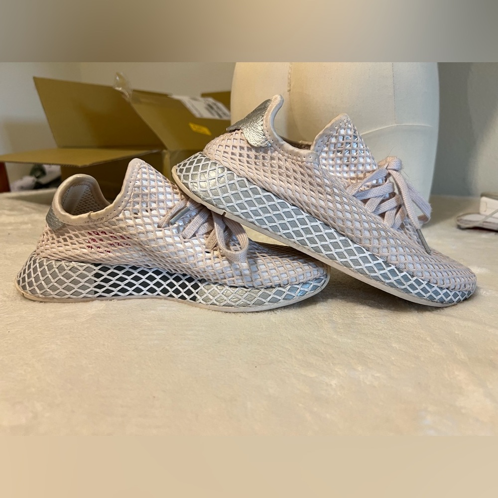 Adidas mesh shoe - Picture 1 of 5